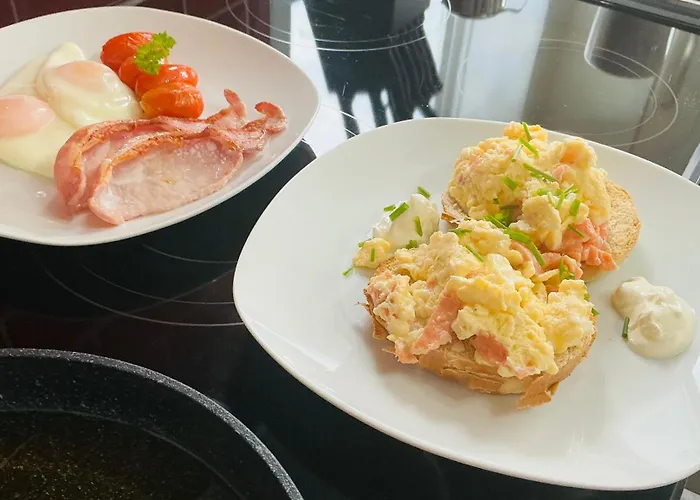 Dunroamin Bed And Breakfast
